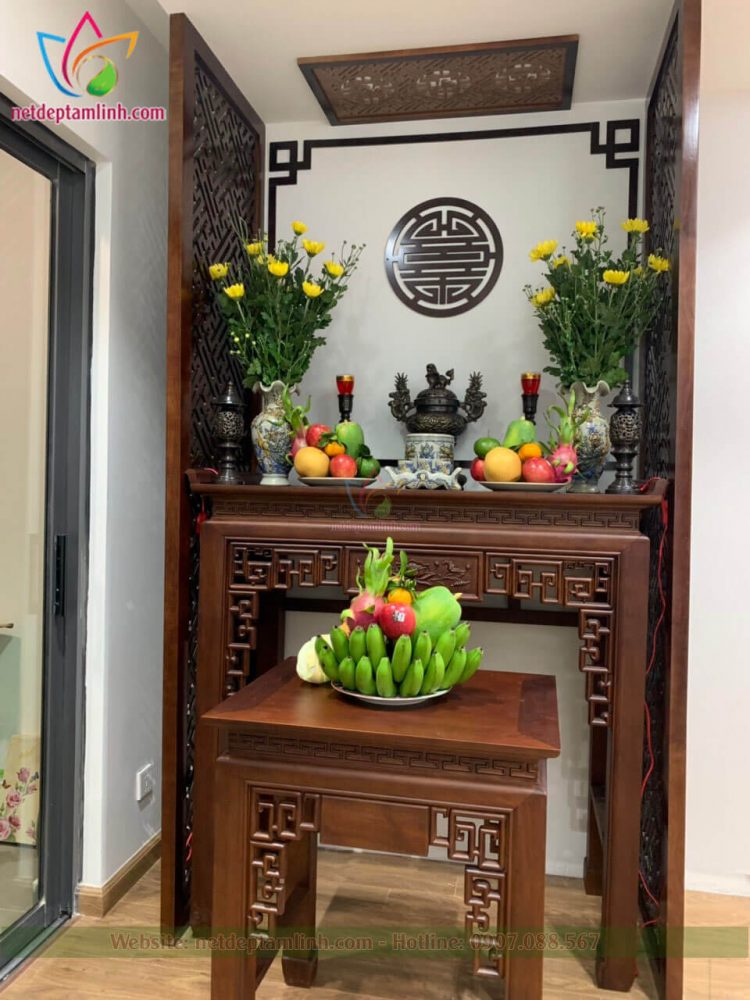 Bàn thờ đứng gỗ gõ chiện sen Mẫu BTD1402
