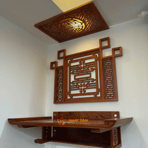 Bàn thờ treo tường đẹp kết hợp ốp hậu chữ Thọ