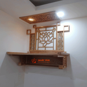 Bàn thờ treo tường đẹp kết hợp ốp hậu hoa sen