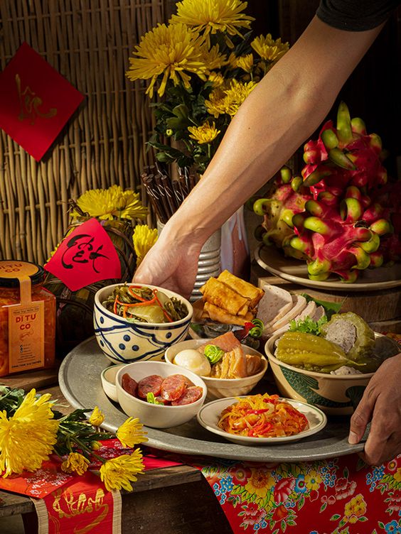 Mâm cơm cúng ngày mùng 1 Tết Nguyên Đán có những gì?